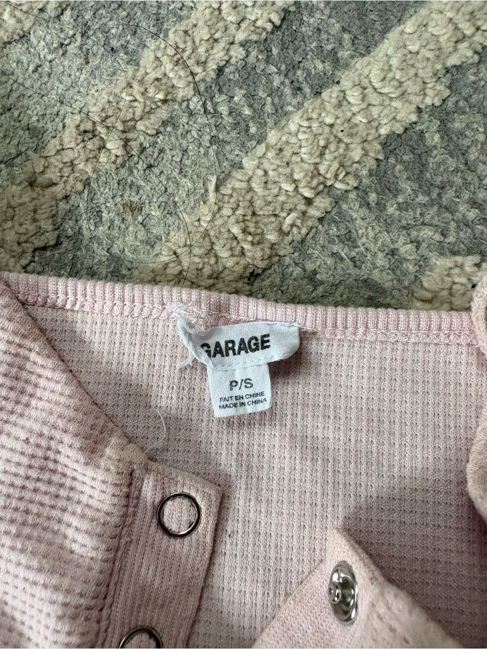 Garage pink Ribbed Button-Front Crop Tank - Picture 2 of 2